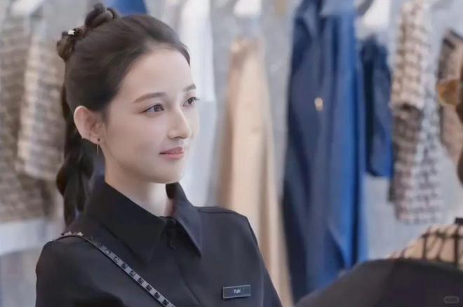 宁“轴”得可爱不稀罕7位代言费蛮好的人生：饰演金牌导购的康(图2)